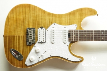 714-AE200 - Yellow Gold